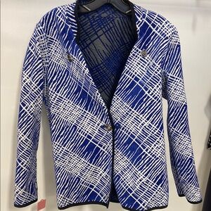 Geometric Blue and White Blazer with Structured Silhouette